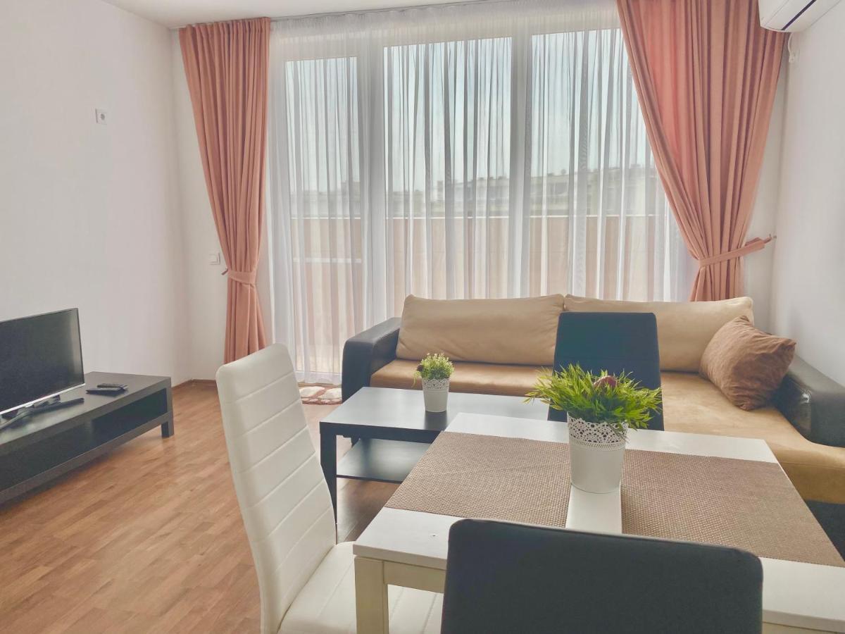 Apartments In Sunny Island Complex 切尔诺莫雷茨 外观 照片