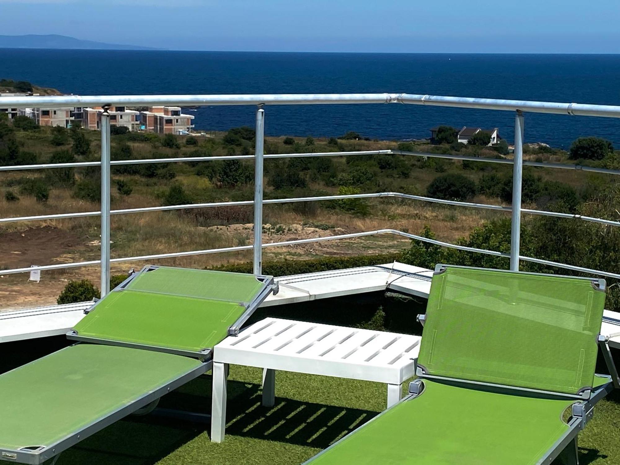 Apartments In Sunny Island Complex 切尔诺莫雷茨 外观 照片