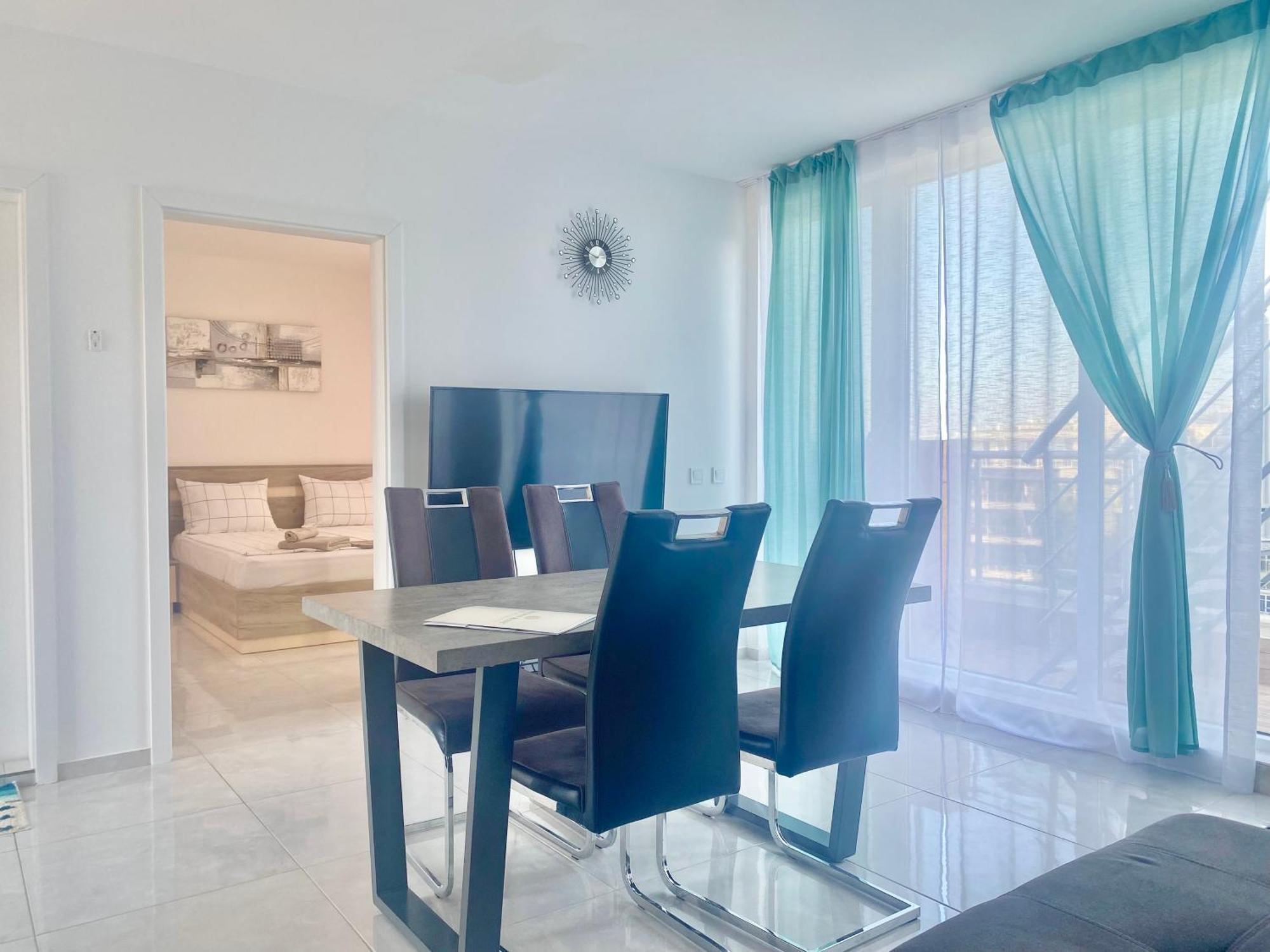 Apartments In Sunny Island Complex 切尔诺莫雷茨 外观 照片
