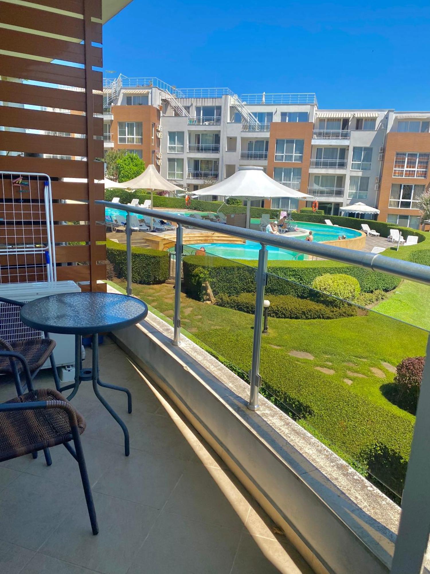 Apartments In Sunny Island Complex 切尔诺莫雷茨 外观 照片